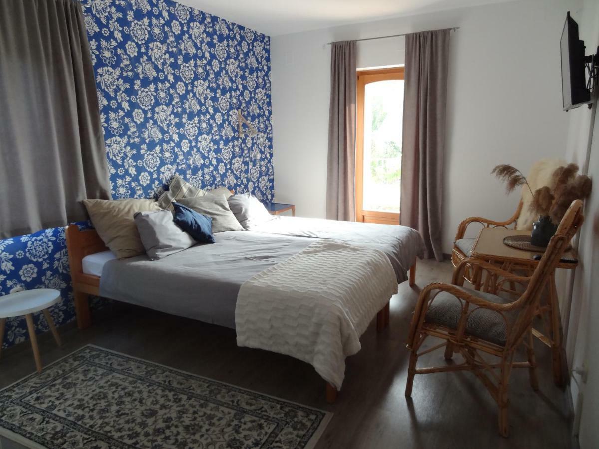 Sipos Borhaz Es Vendeghaz Hotel Badacsonyörs Exterior foto